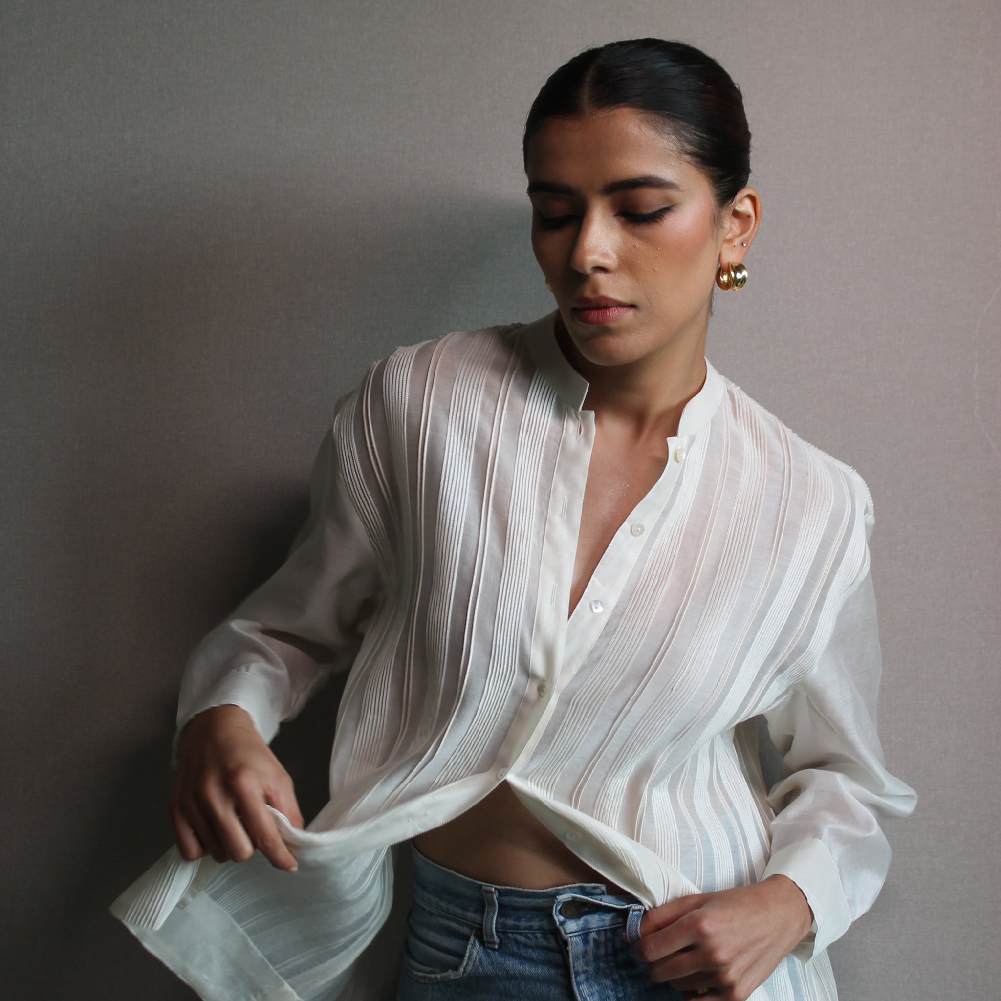 BACK OPEN PINTAK SHIRT