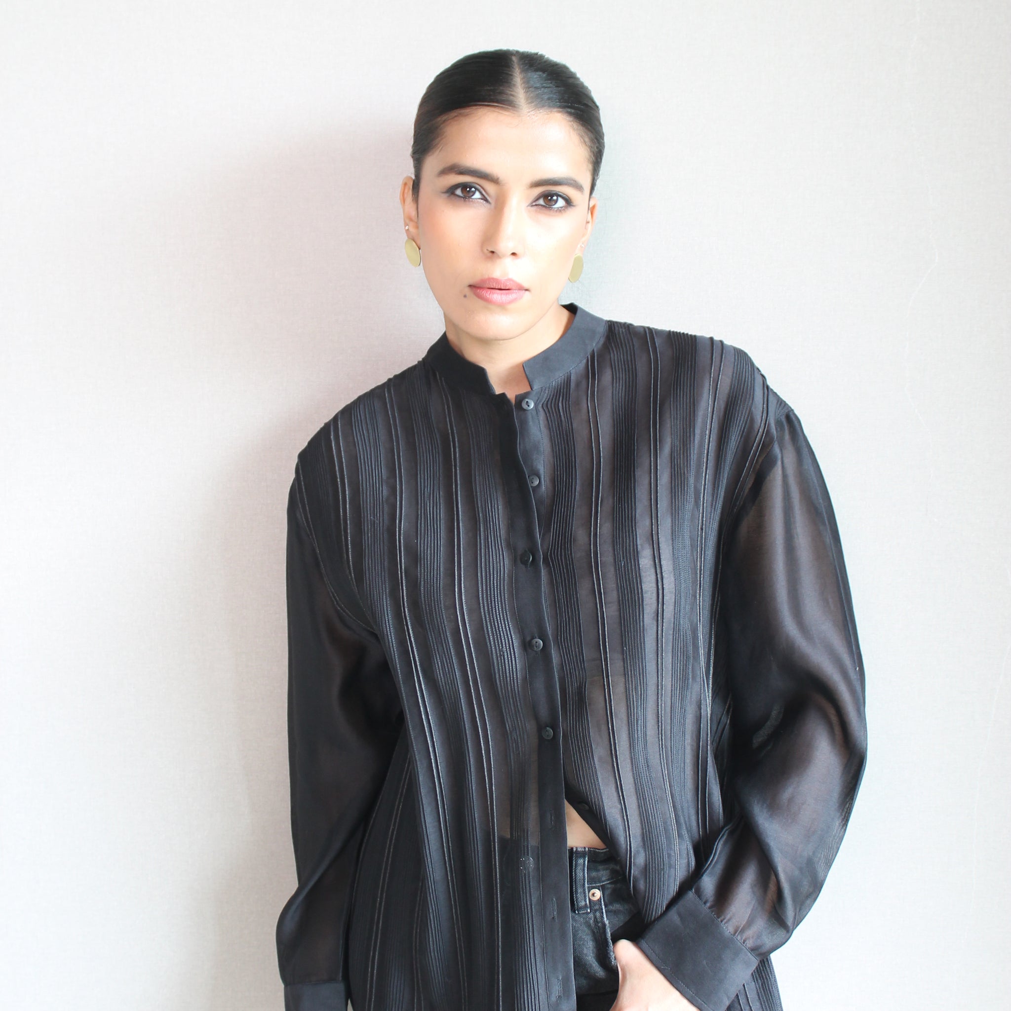 BACK OPEN PINTAK SHIRT