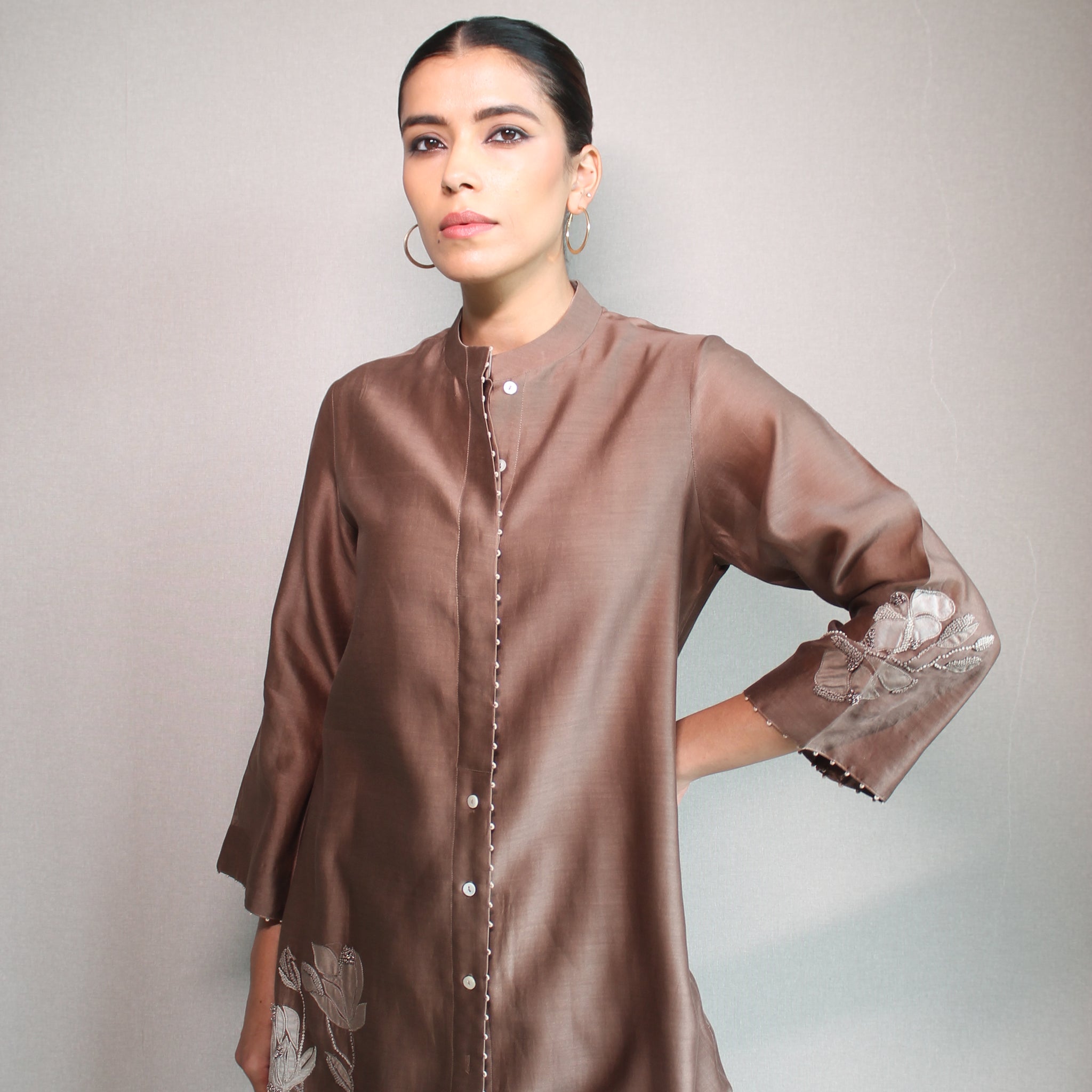 HAND EMBROIDERED CHANDERI KURTA SET