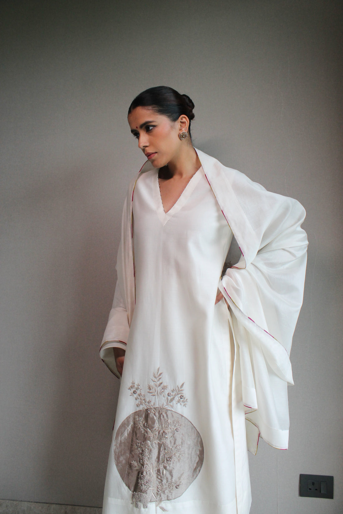 OFF WHITE HAND EMBROIDERED MOON KURTA